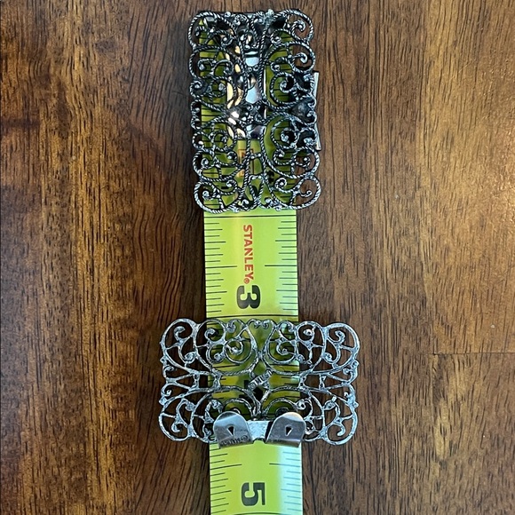 Vintage Musi Victorian Revival Silver Tone Shoe Clips w/Intricate Design - Picture 10 of 10